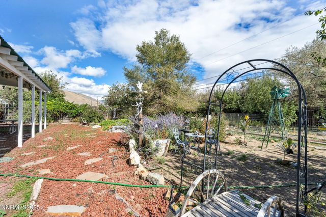 4000 Bobolink Circle, Reno, NV 89508