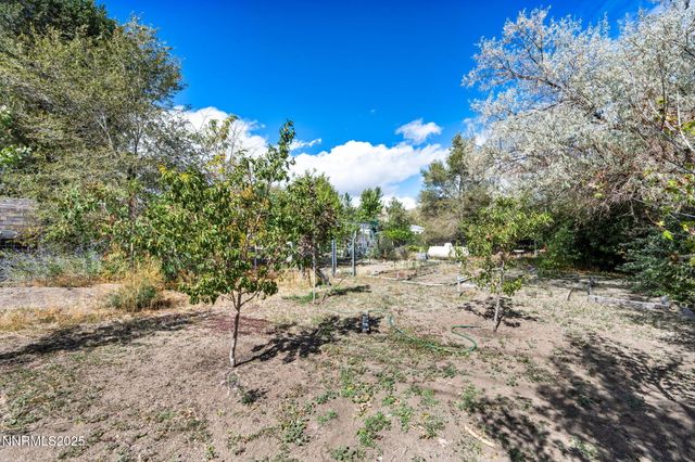 4000 Bobolink Circle, Reno, NV 89508