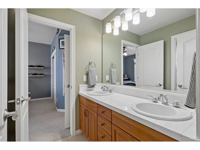6924 S Picadilly St, Aurora, CO 80016