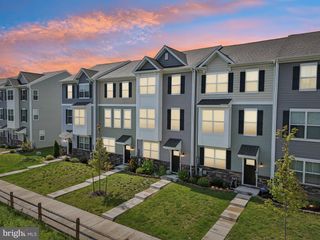 226 ANN AVE, Essex, MD 21221