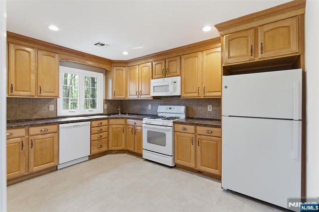 72 Prospect Street 2, Paramus, NJ 07652