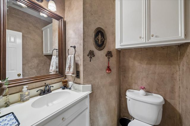 2102 Grand Mesa Drive, Kingwood, TX 77345