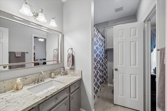 2102 Grand Mesa Drive, Kingwood, TX 77345