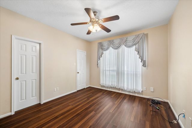 2102 Grand Mesa Drive, Kingwood, TX 77345