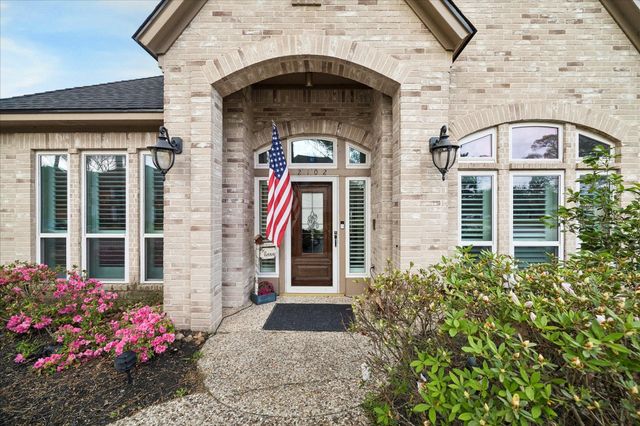 2102 Grand Mesa Drive, Kingwood, TX 77345