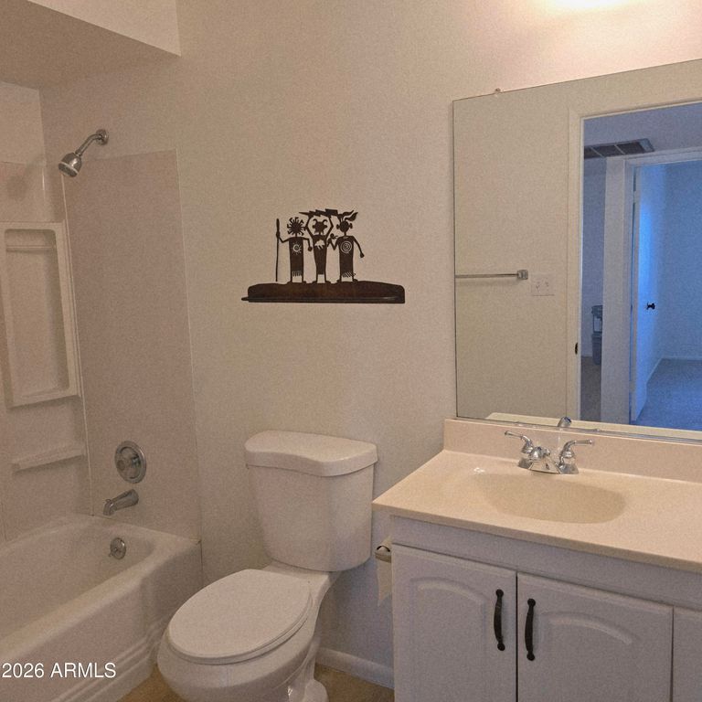 Image 16 of property listing at 10856 W ABBOTT Avenue, Sun City, AZ 85351