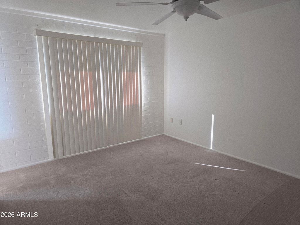 Image 17 of property listing at 10856 W ABBOTT Avenue, Sun City, AZ 85351