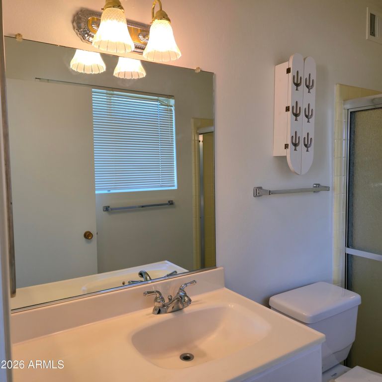 Image 21 of property listing at 10856 W ABBOTT Avenue, Sun City, AZ 85351