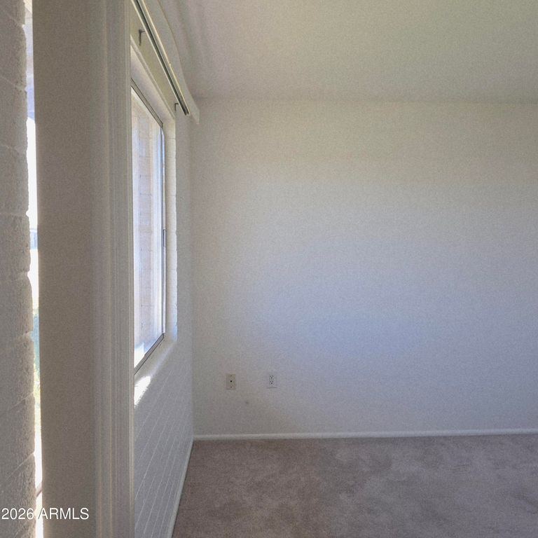 Image 23 of property listing at 10856 W ABBOTT Avenue, Sun City, AZ 85351