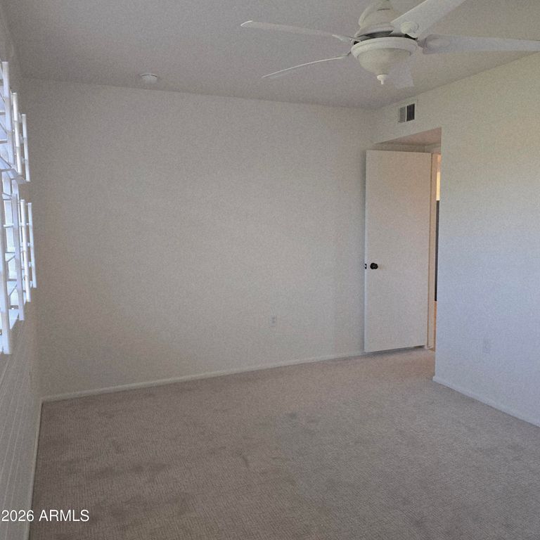 Image 27 of property listing at 10856 W ABBOTT Avenue, Sun City, AZ 85351