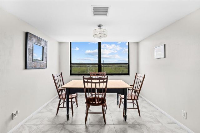 3452 NE Causeway Boulevard NE 17-404, Jensen Beach, FL 34957