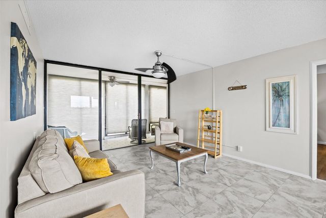 3452 NE Causeway Boulevard NE 17-404, Jensen Beach, FL 34957