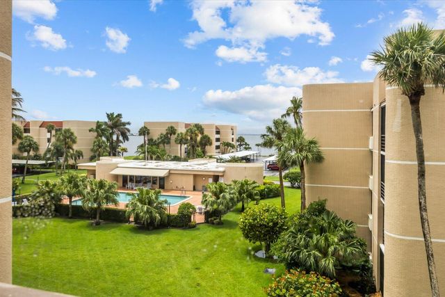 3452 NE Causeway Boulevard NE 17-404, Jensen Beach, FL 34957