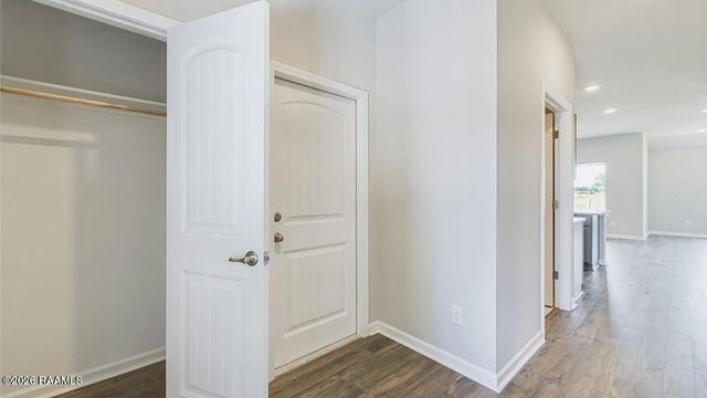 105 Lake Oak Drive, Lafayette, LA 70507