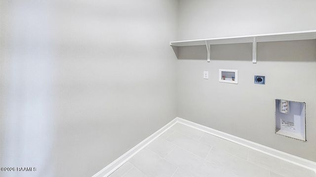 105 Lake Oak Drive, Lafayette, LA 70507