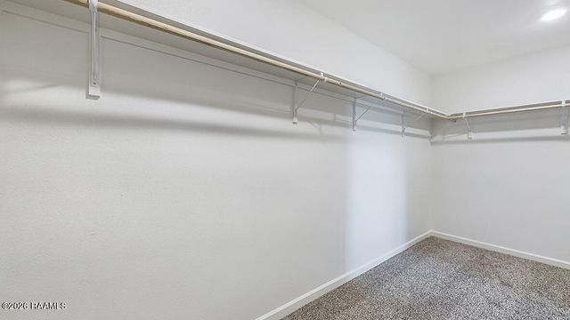 105 Lake Oak Drive, Lafayette, LA 70507