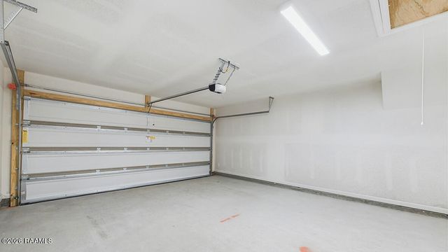 105 Lake Oak Drive, Lafayette, LA 70507