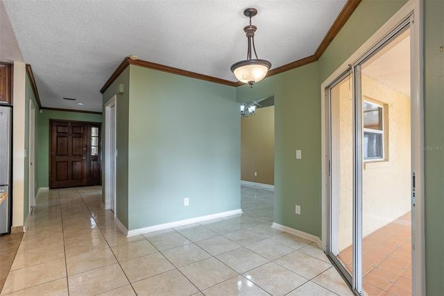 8639 LEIGHTON DRIVE, Tampa, FL 33614