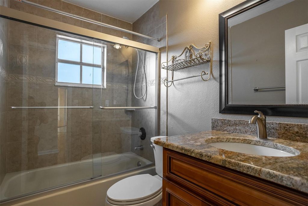 Image 25 of property listing at 8639 LEIGHTON DRIVE, Tampa, FL 33614