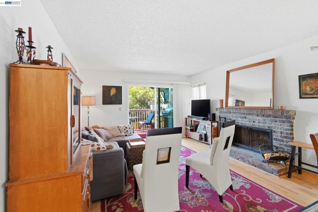 1863 Shirley Dr, Benicia, CA 94510