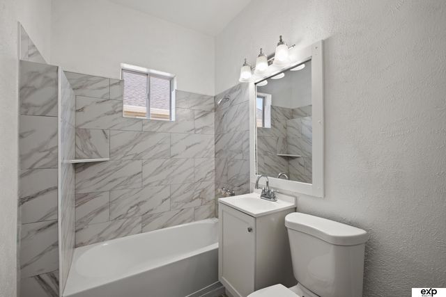 2738 Browne Street, Omaha, NE 68111