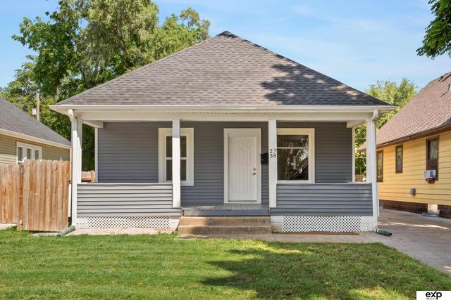 2738 Browne Street, Omaha, NE 68111