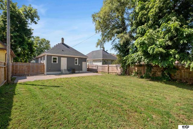 2738 Browne Street, Omaha, NE 68111