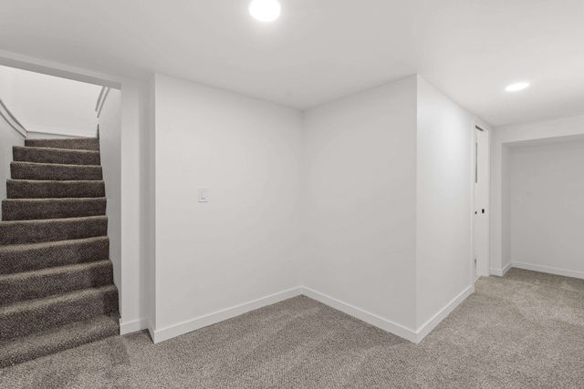 1027 E Princeton Ave, Spokane, WA 99207