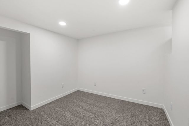 1027 E Princeton Ave, Spokane, WA 99207