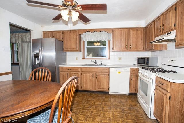 4339 Timberbrook Drive, Canfield, OH 44406