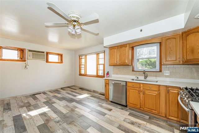 3 Vivian Court, Fair Lawn, NJ 07410