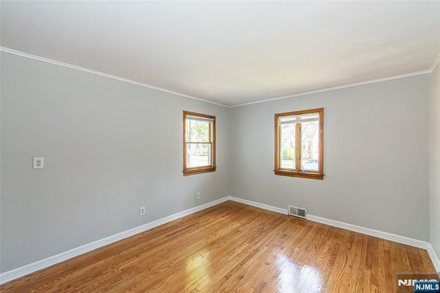 3 Vivian Court, Fair Lawn, NJ 07410