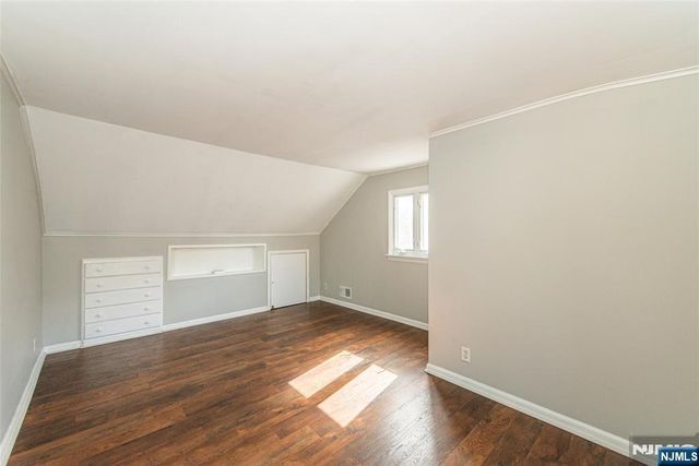 3 Vivian Court, Fair Lawn, NJ 07410
