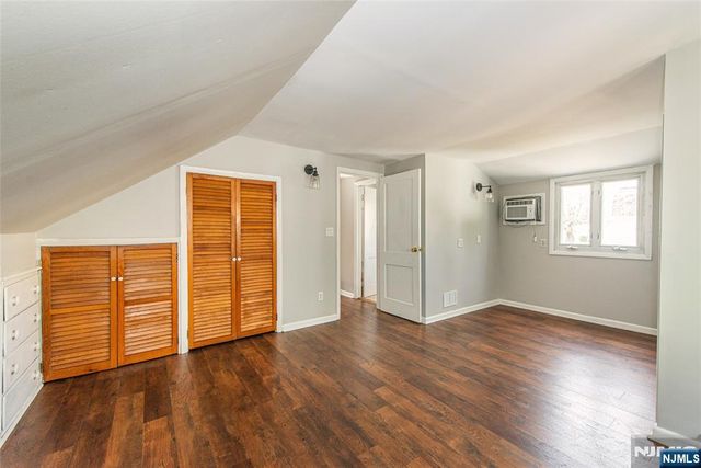 3 Vivian Court, Fair Lawn, NJ 07410