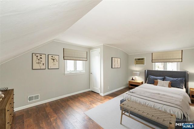 3 Vivian Court, Fair Lawn, NJ 07410