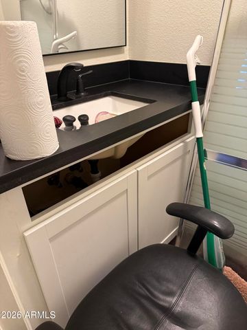 760 E EUGIE Avenue, Phoenix, AZ 85022