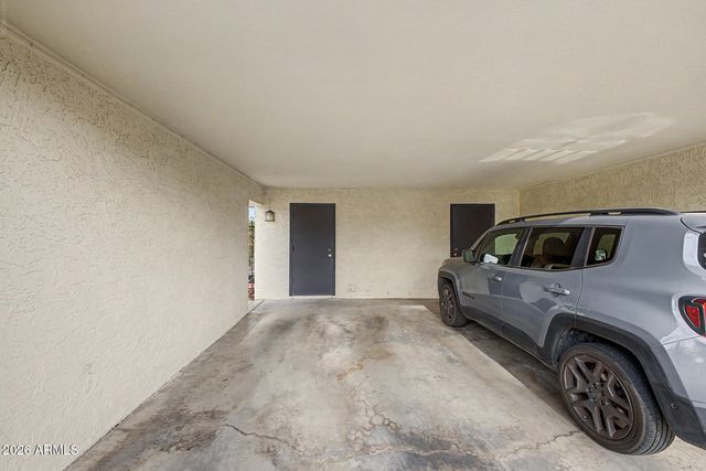 760 E EUGIE Avenue, Phoenix, AZ 85022
