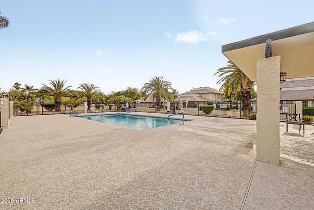 760 E EUGIE Avenue, Phoenix, AZ 85022
