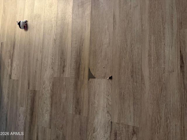 760 E EUGIE Avenue, Phoenix, AZ 85022