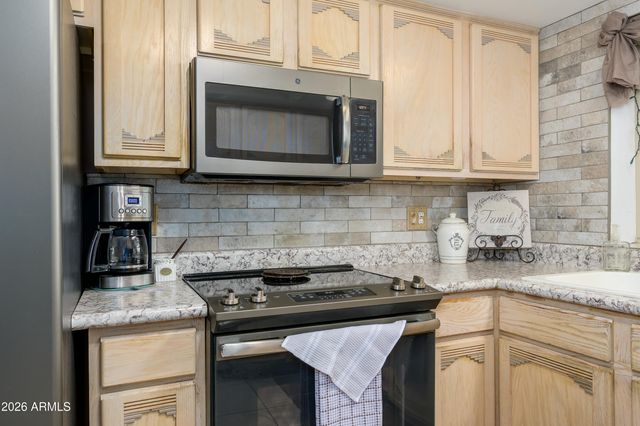 5425 W ALICE Avenue, Glendale, AZ 85302
