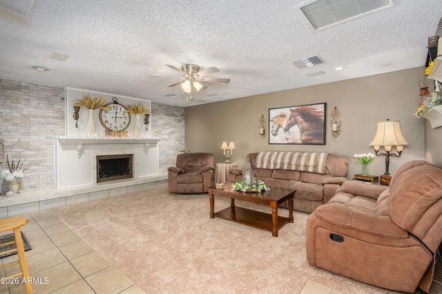 5425 W ALICE Avenue, Glendale, AZ 85302