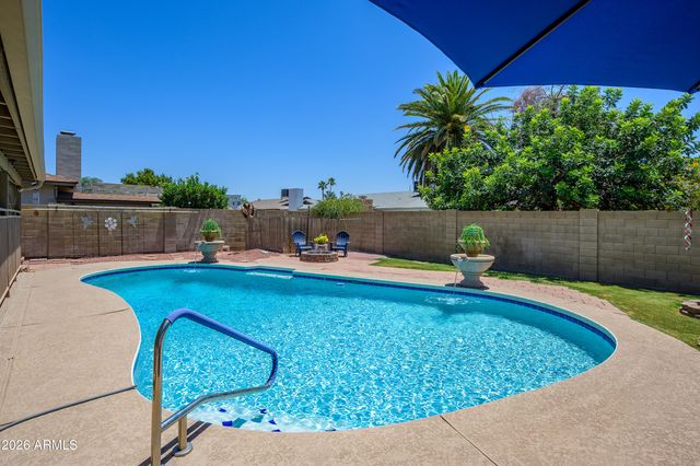 5425 W ALICE Avenue, Glendale, AZ 85302