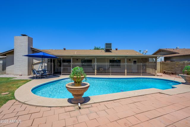 5425 W ALICE Avenue, Glendale, AZ 85302