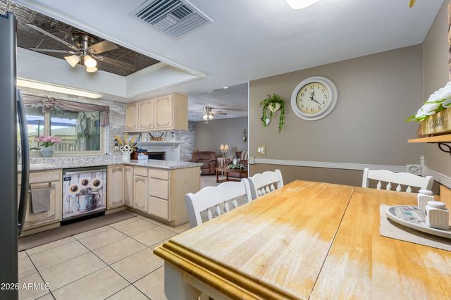 5425 W ALICE Avenue, Glendale, AZ 85302