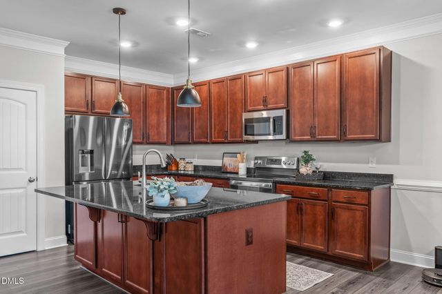 1724 Fairing View Way, Fuquay Varina, NC 27526