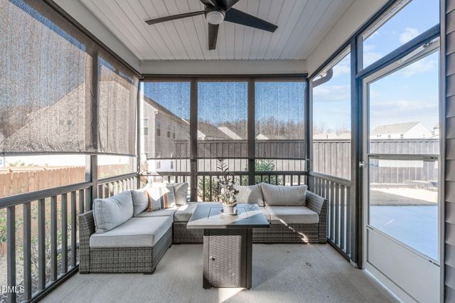 1724 Fairing View Way, Fuquay Varina, NC 27526