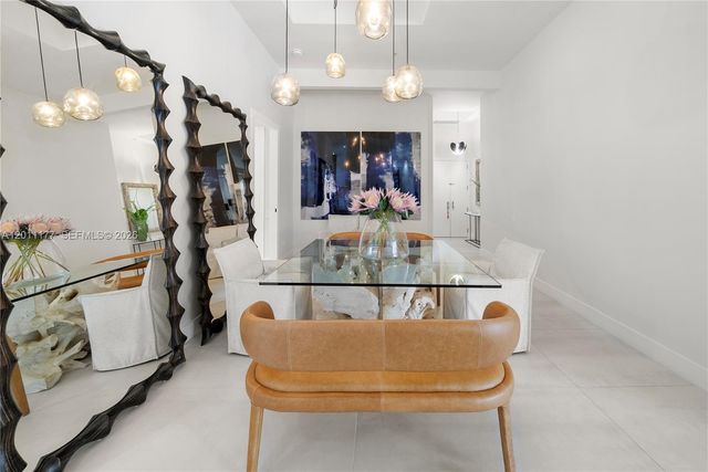 808 Brickell Key Drive 408, Miami, FL 33131