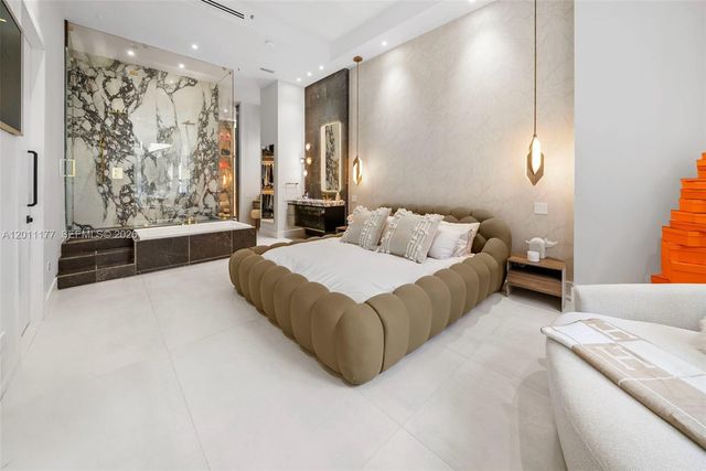 808 Brickell Key Drive 408, Miami, FL 33131