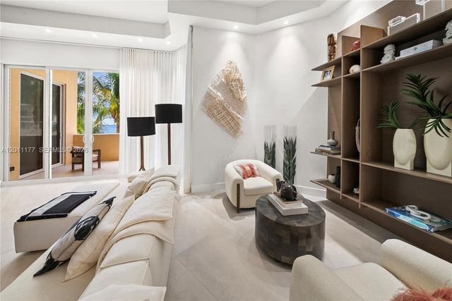 808 Brickell Key Drive 408, Miami, FL 33131