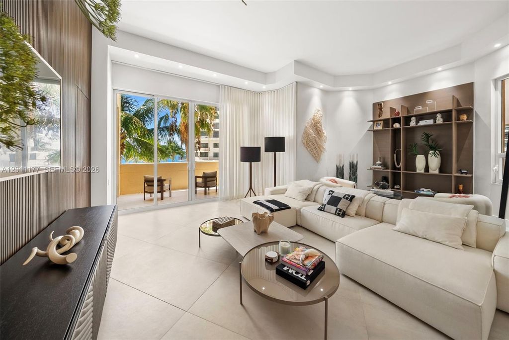 808 Brickell Key Drive 408, Miami, FL 33131
